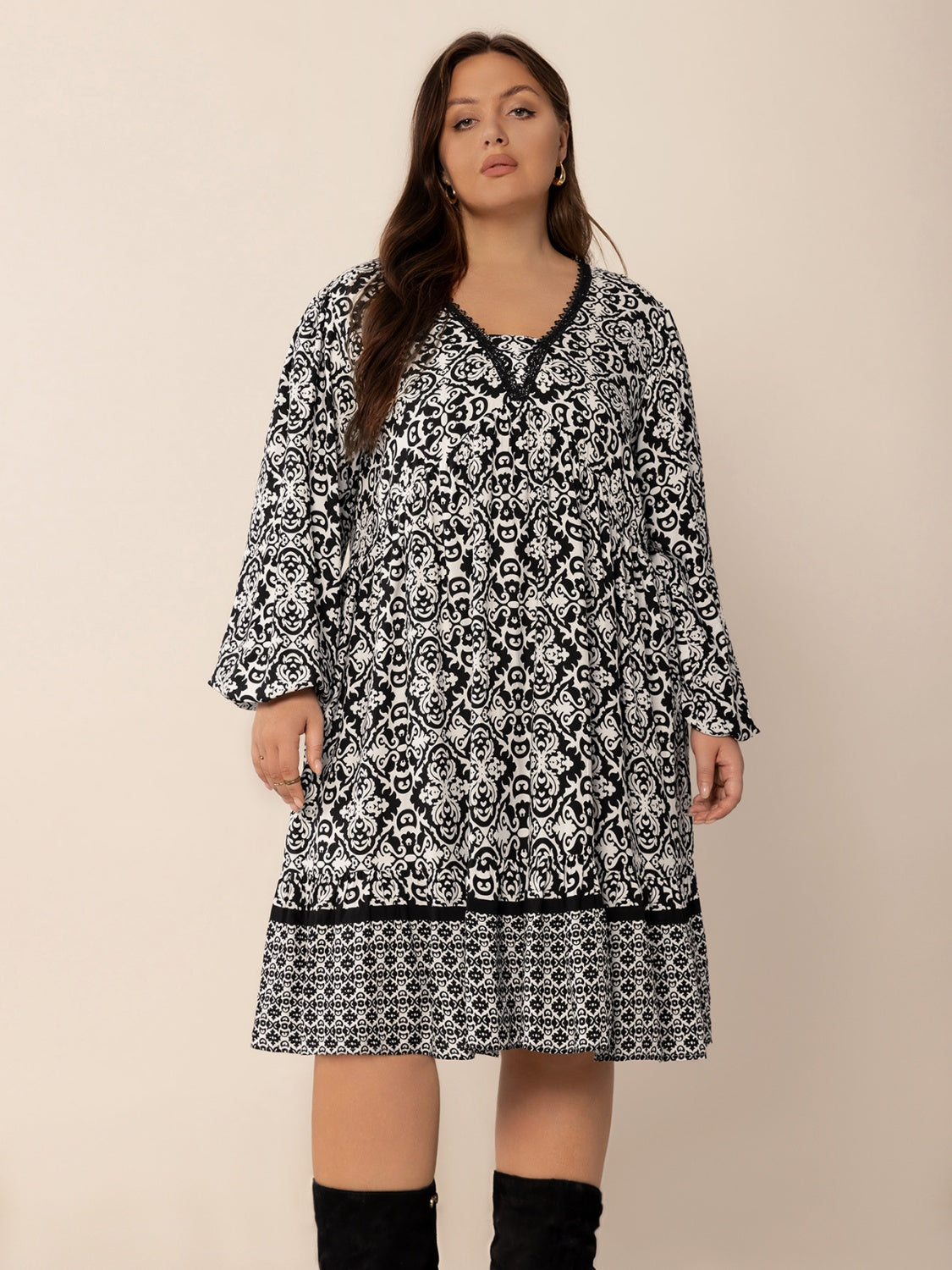 Plus Size Ruched Lace Detail Dress in Viscose Fabric Apparel & Accessories > Clothing > Dresses Balloon Balloon Sleeve Detail Detail Printed Dress Lace Lace Detail Lace Detail Printed Plus Plus Size Plus Size Lace Print Printed Rusttydustty Ship From Overseas Size Size Lace Size Lace Detail Sleeve Sleeve Dress sync-pinterest V
