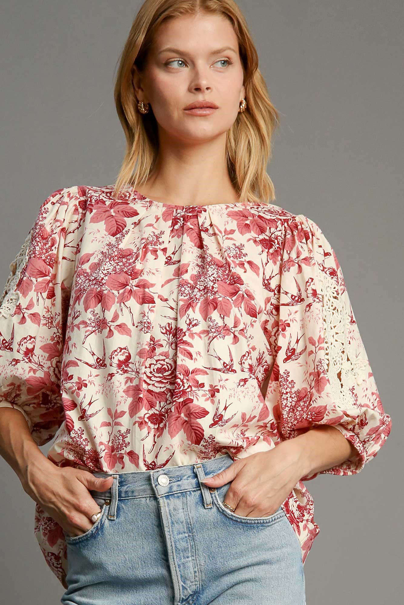 L Pink lace trim Sleeve Blouse - Pleated new Ship from USA Umgee USA